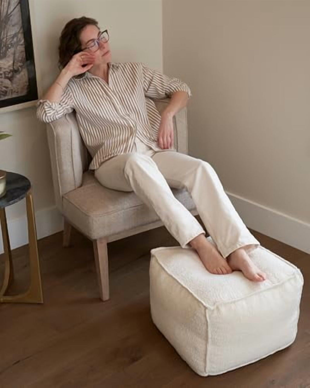Elladera Beautiful Boucle Pouf Ottoman and Foot Rest- Elevate Your Living Room