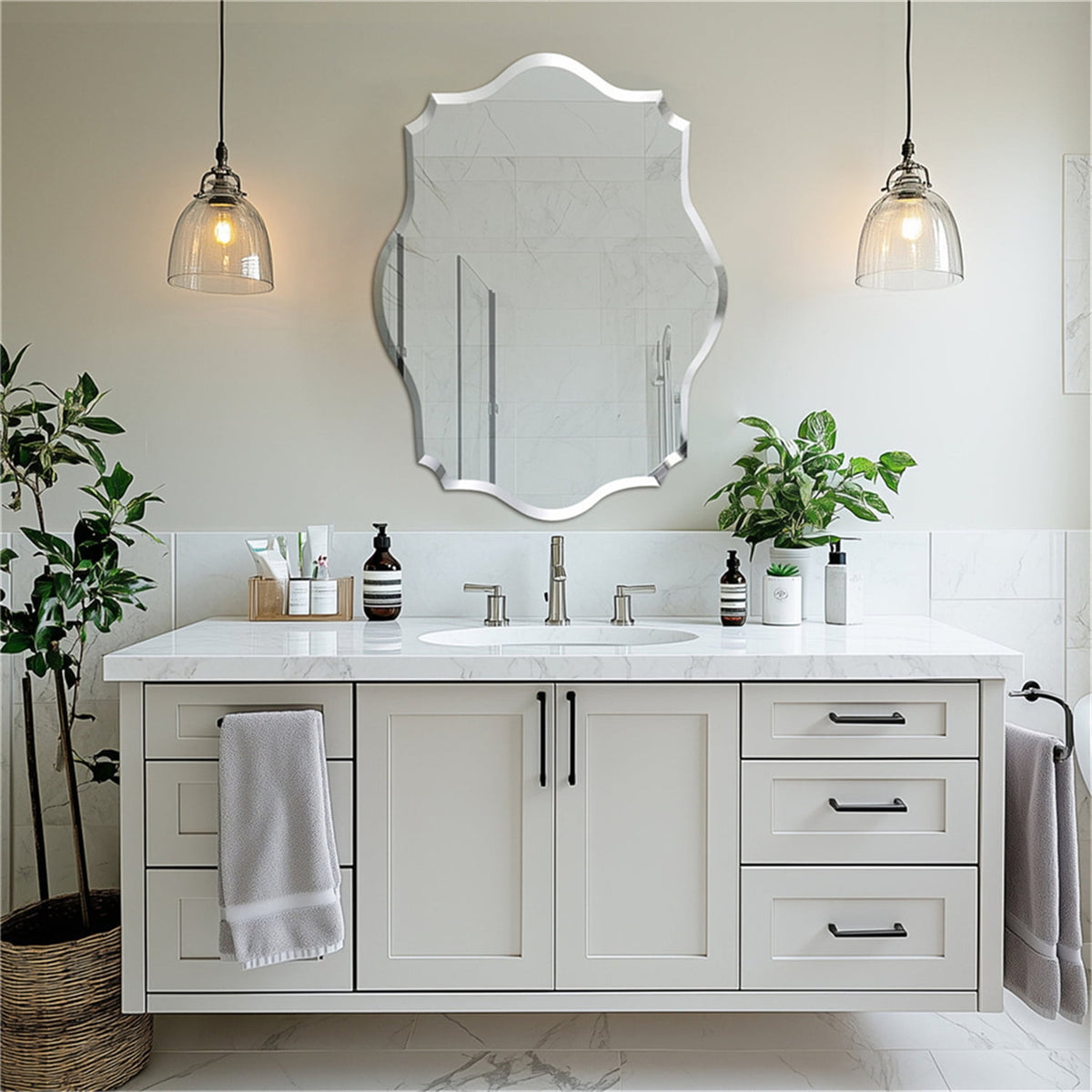 Elladera LUVODI 19.68x27.55 inch Irregular Wall Mirror Scalloped Beveled Edge