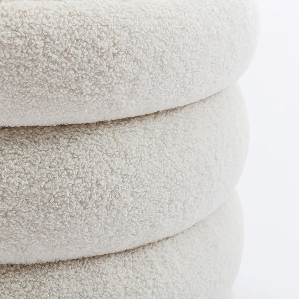 Elladera Zesthouse 19.5" Wide Round Boucle Storage Ottoman, Tufted Sherpa Ottoman