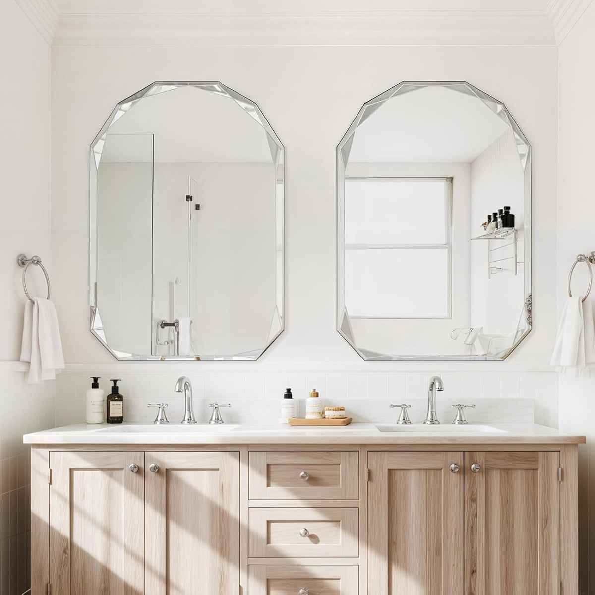Elladera Gleamira 20"x28" Frameless Arched Bathroom Mirror Beveled Diamond Edge