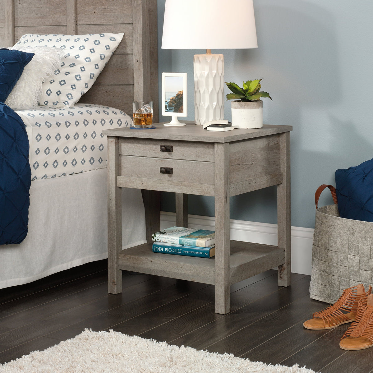 Elladera Sauder Cottage Road 1 Drawer Nightstand, Soft White Finish