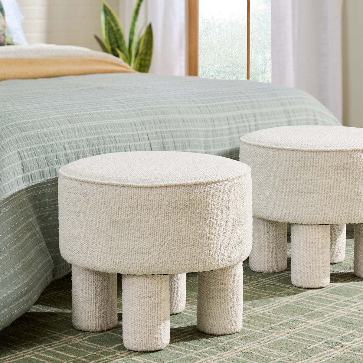 Elladera Adlin Ottoman, Cream Boucle