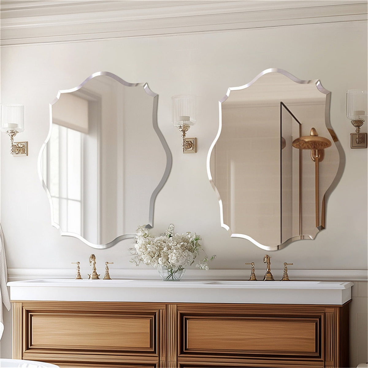 Elladera LUVODI 19.68x27.55 inch Irregular Wall Mirror Scalloped Beveled Edge
